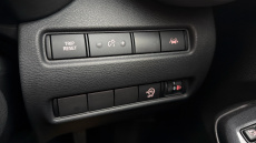 Nissan Juke 1.0 DiG-T N-Connecta 5dr Petrol Hatchback